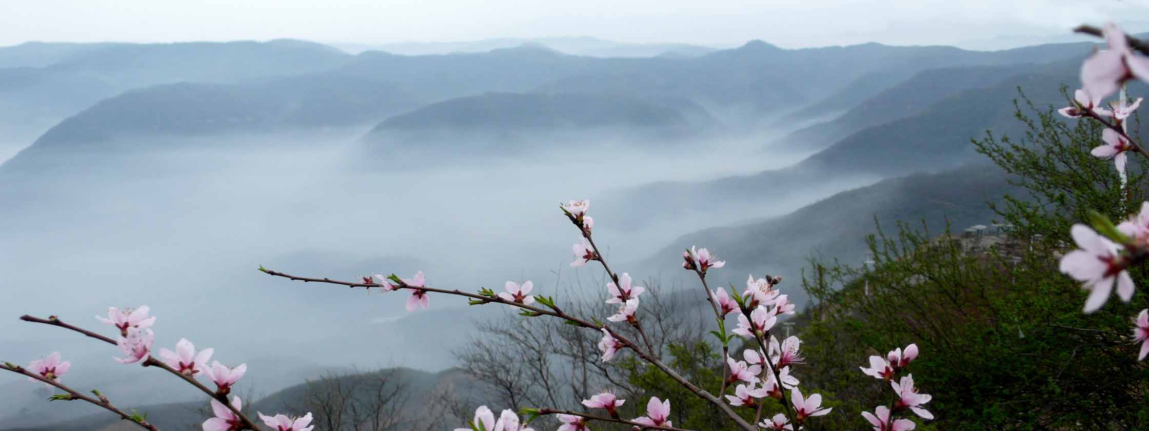 山城早晨